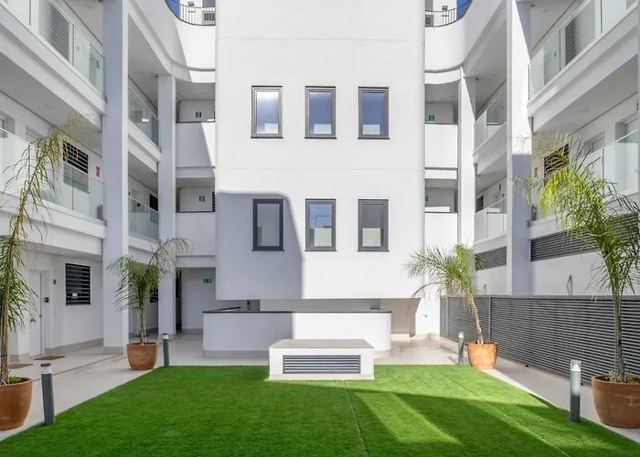 Lägenhetshotell Blue Wave 4*